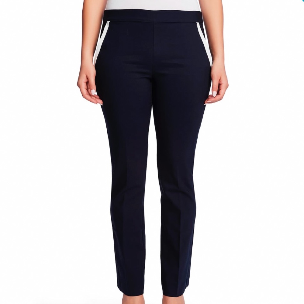 Chaus Pull-on Pants With Contrast Pockets - Picture 2 of 4